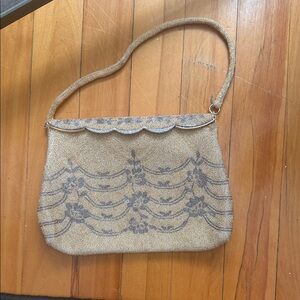 Elegant Floral Beaded Bag